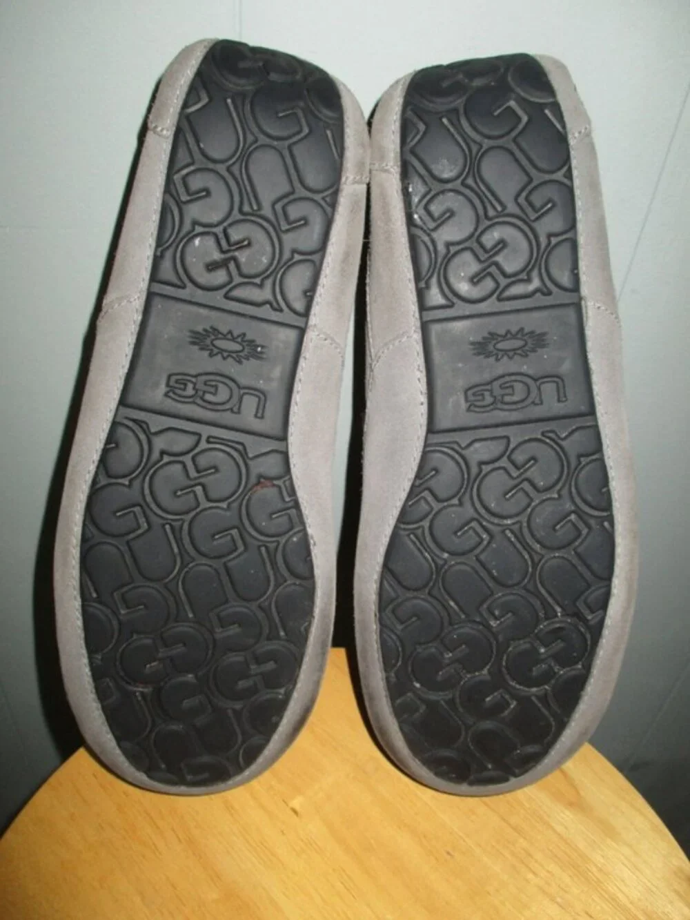 UGG Gray Suede Moccasin/Slippers Sz 12